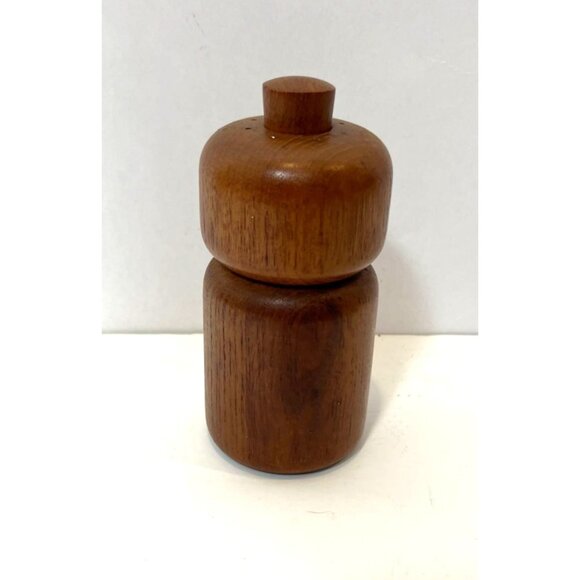 Vintage Cole & Mason Teak Wood Salt Shaker Pepper Grinder Mill 6" H x 2.75" Dia - Picture 2 of 8